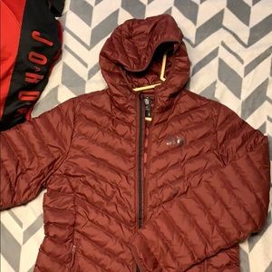 Women’s Mountain Hardwear jacket